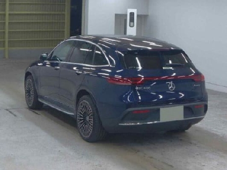 Coming Soon: Mercedes-Benz EQC400 4 MATIC AMG With Panoramic Roof